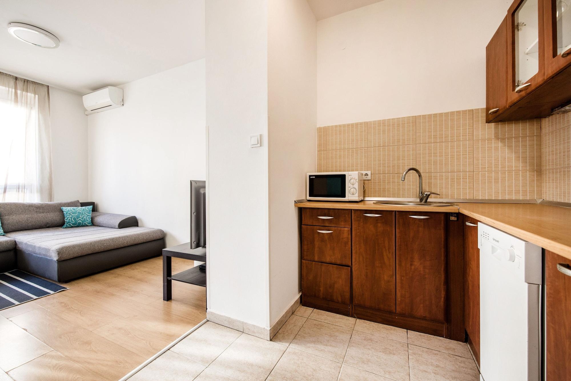 Apartahotel Grand 4*